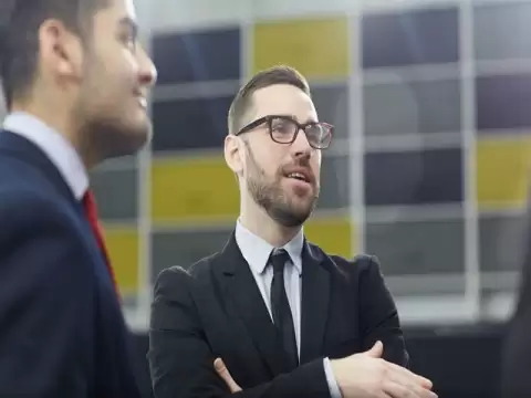 Questions to Ask Your CEO in 2025 (From Simple to Challenging)