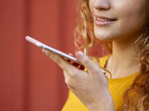 How Speech to Voice and an AI Voice Generator Are Replacing Manual Workflow Operations