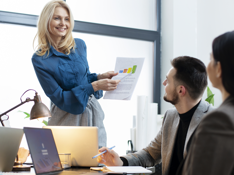 b2ap3_large_Most-Sales-Team-Software-Wasnt-Built-for-Field-Teams Why Most Sales Team Software Fails Field Teams &mdash; And How to Fix It in 2026 + (10  Options to pick) - Insight Blog