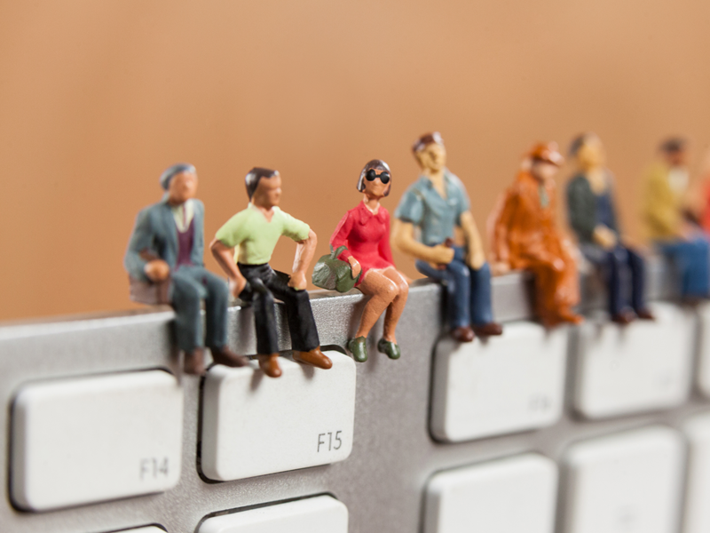 b2ap3_large_Large-Organisations Internal Communications Strategy: How to Use an Online Platform for Communication in the Workplace (2026 Guide) - Insight Blog