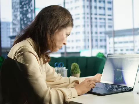 What Is Virtual Desktop Infrastructure (VDI)? Top Virtual Desktop Solutions to Consider