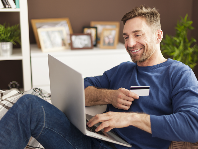 What-Is-Customer-Lifecycle-Management-Software How Customer Lifecycle Management Software Can Achieve Better Compliance + Customer Retention - Insight Blog