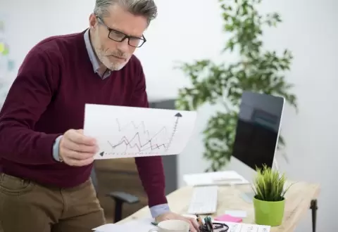 How Performance Marketing Helps Businesses Track ROI Clearly