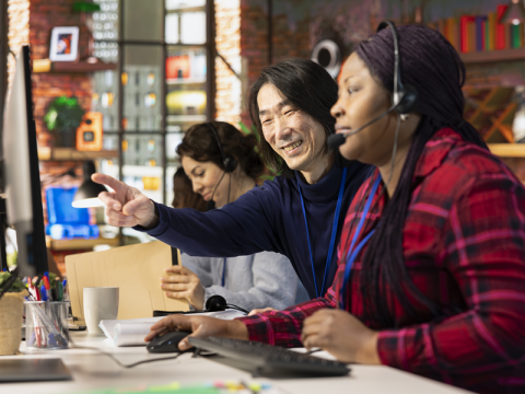 How Customer Service Training Software Reduces Employee Churn in Support Teams