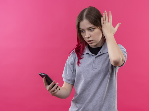 Why Employees Stop Using Internal Collaboration Tools for Business With Poor UX