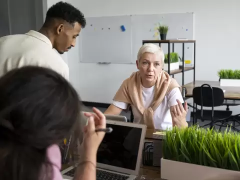 How the Workplace Environment Impacts Employee Performance in Modern Companies