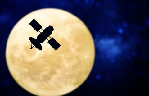 How Satellite Messengers Help Bridge Communication Gaps in Remote Areas and Keep Distributed Teams Connected