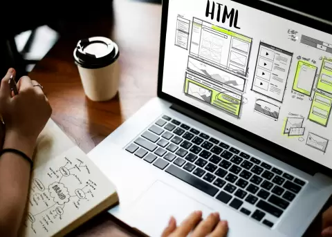 Why Your Digital Workplace Platform Needs Clear Website Messaging to Win More Customers