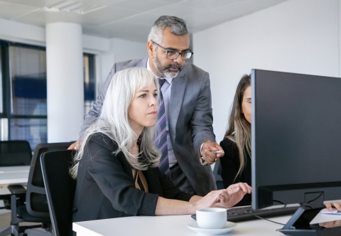 When Should You Hire IT Consulting Companies? 9 Costly Warning Signs Growing Businesses Can&rsquo;t Ignore