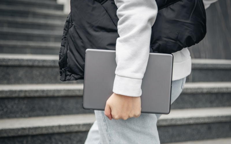 b2ap3_large_Pack-it-as-carefully-as-you-carry-it How to Protect Your Mac Physically in Public Spaces: 9 Essential Steps Remote Teams Should Do - Insight Blog