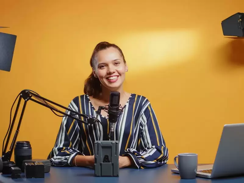 b2ap3_large_Gear-and-Gadgets Remote Workforce: Remote Working Tools You Simply Need In 2022 - Insight Blog