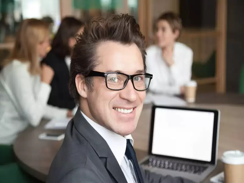 What is the best way to conduct a leadership audit?