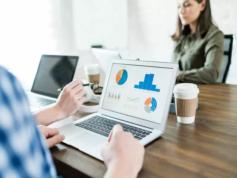 Advantages of Using HR Software