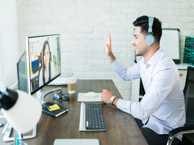 How To Boost Employee Communication Through Video