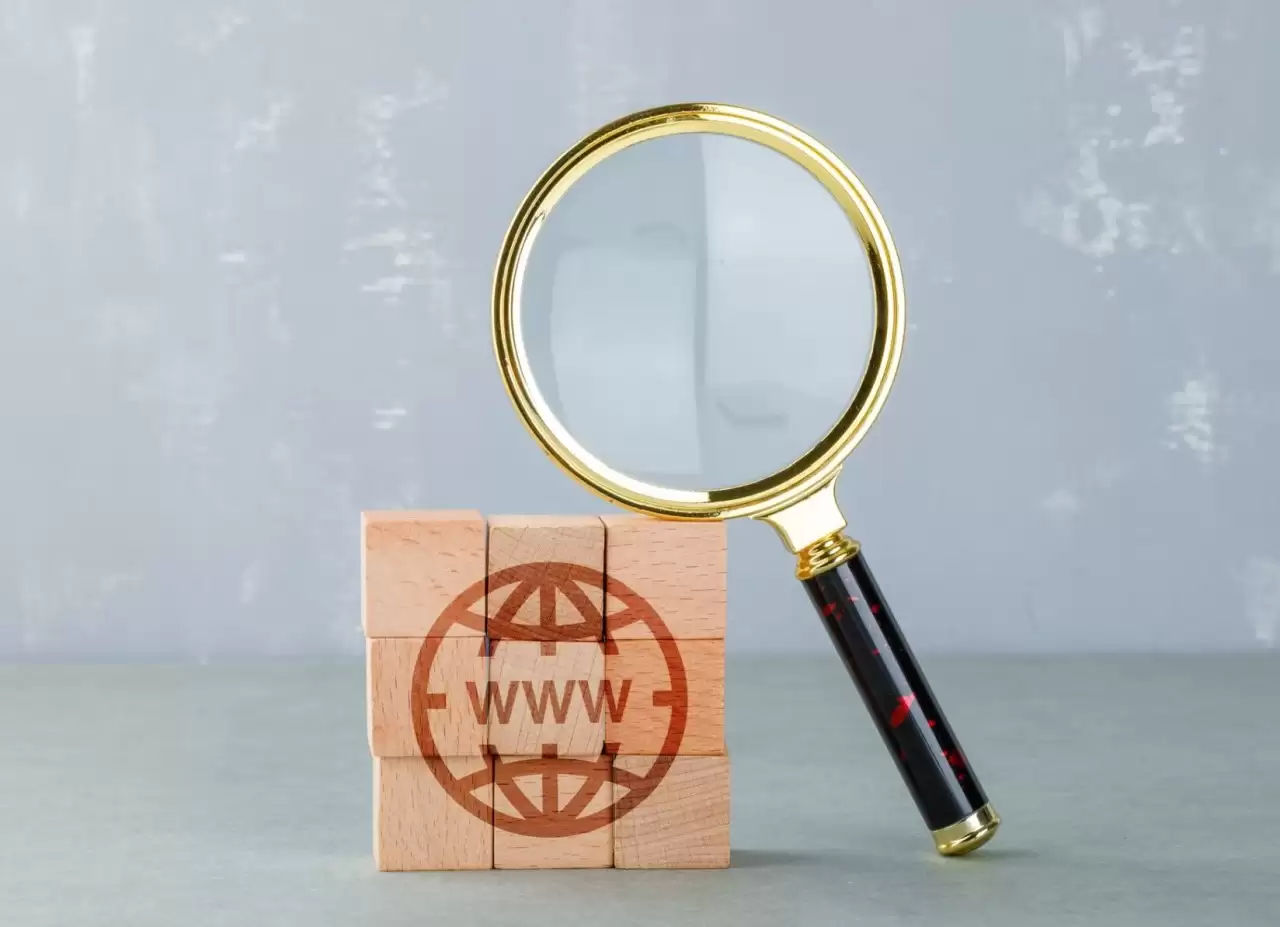 Factors to Consider When Deciding Between a Wiki and a Knowledge Base 