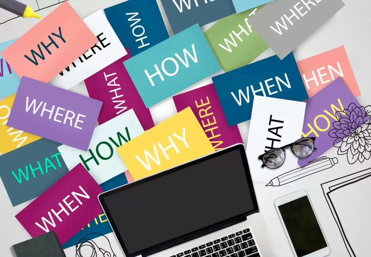 What Are the Key Differences Between a Wiki and a Knowledge Base?