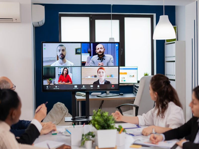 Creating Effective Virtual Meetings: Tips for Engaging and Productive Discussions