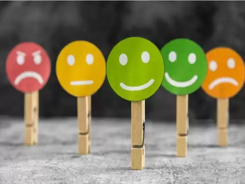 Decoding the Link Between Employee Engagement And Customer Satisfaction