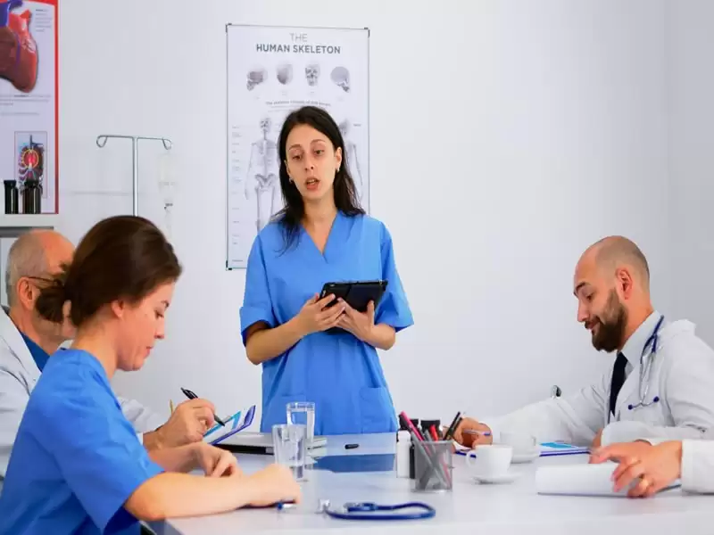 Best Practices to Engage Healthcare Workers Via Internal Communications 