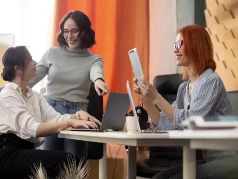 How to Onboard Employees So They Won’t Bounce in 2024