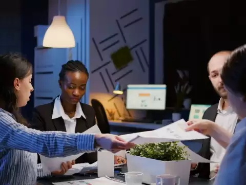 What is The Rule of Seven in Project Management