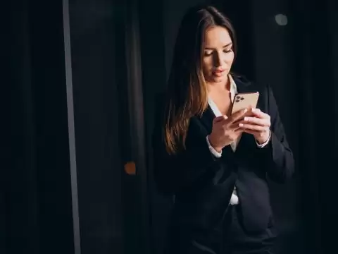Employee First Digital Workplace App for Your Workplace