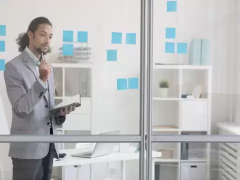 Successful Project Management: 10 Tips to Managing Projects Successfully in 2024